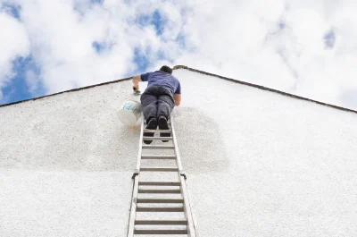 Peinture extérieure à Louailles — façades et ravalement